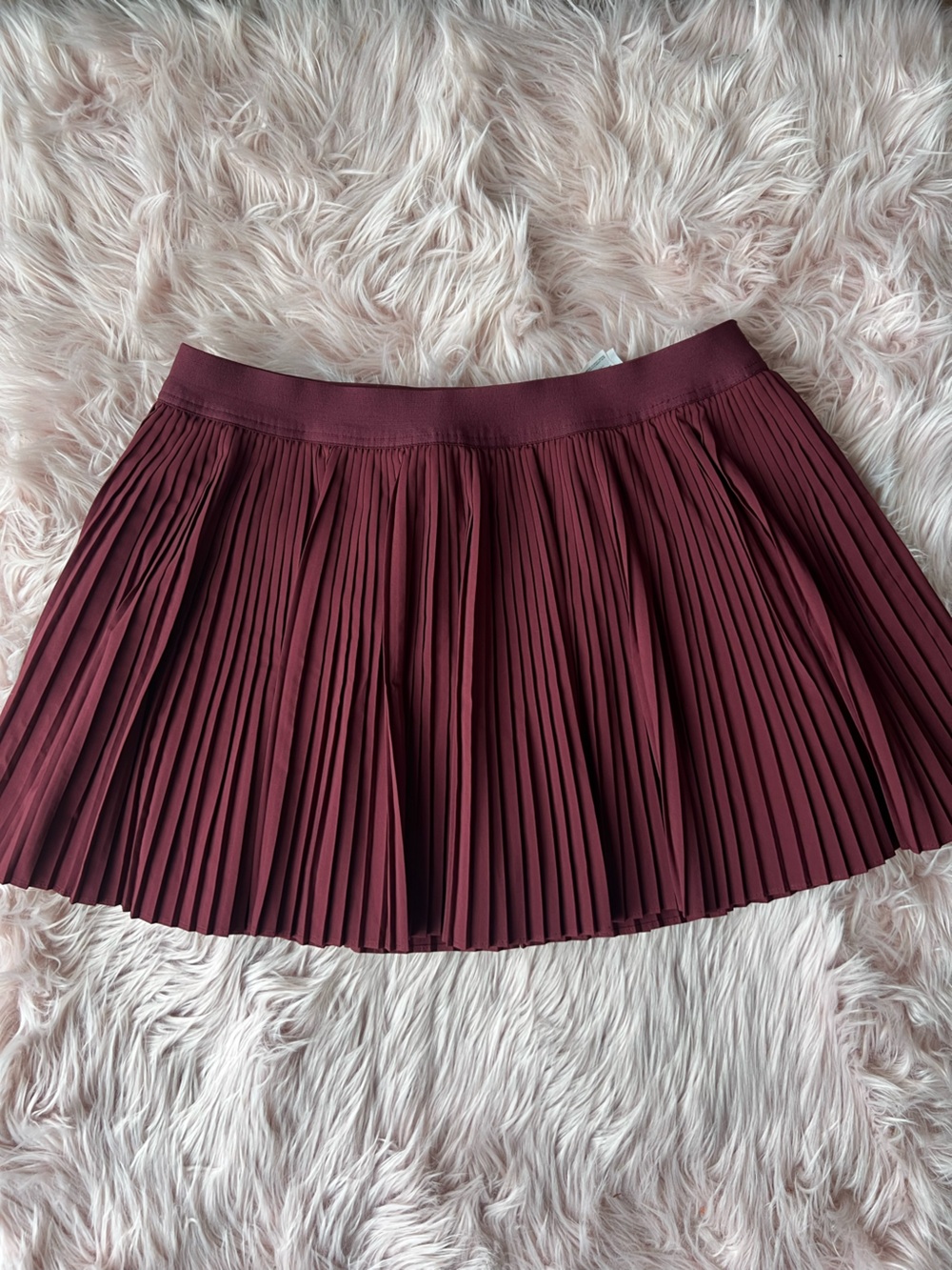 Old Navy Pleated Wine Mini SKORT XL